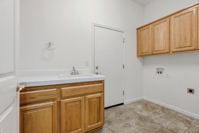 4158 Tahoe Vista Dr, Rocklin, CA 95765