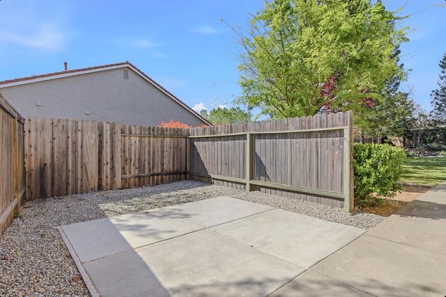 4158 Tahoe Vista Dr, Rocklin, CA 95765