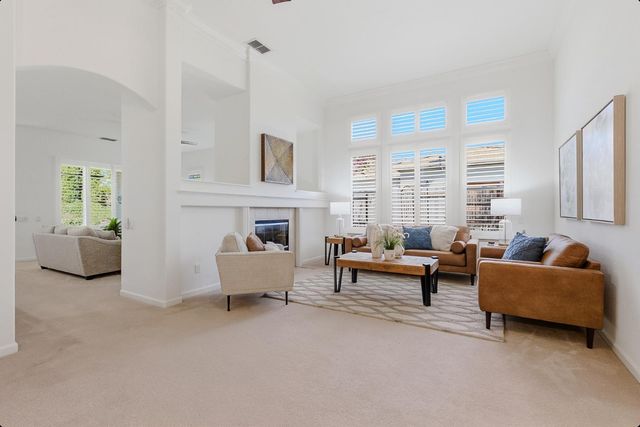 4158 Tahoe Vista Dr, Rocklin, CA 95765