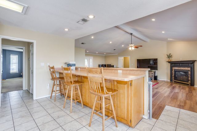 804 NE 9th Street, Mineral Wells, TX 76067