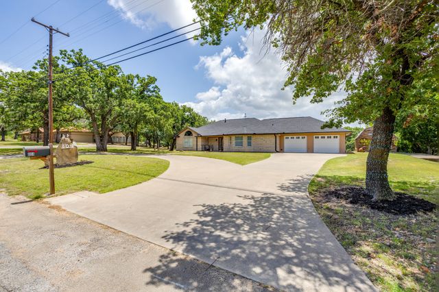 804 NE 9th Street, Mineral Wells, TX 76067