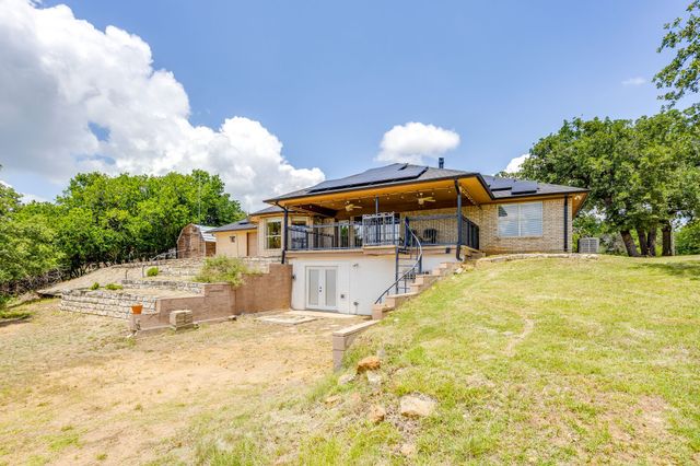 804 NE 9th Street, Mineral Wells, TX 76067
