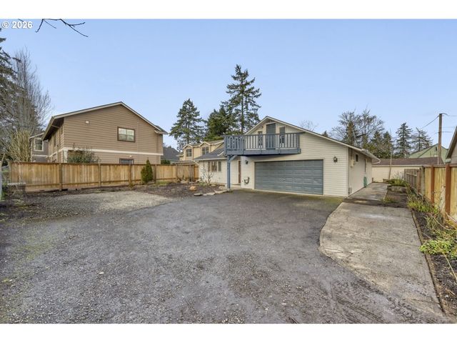 7335 Se HENDERSON St, Portland, OR 97206