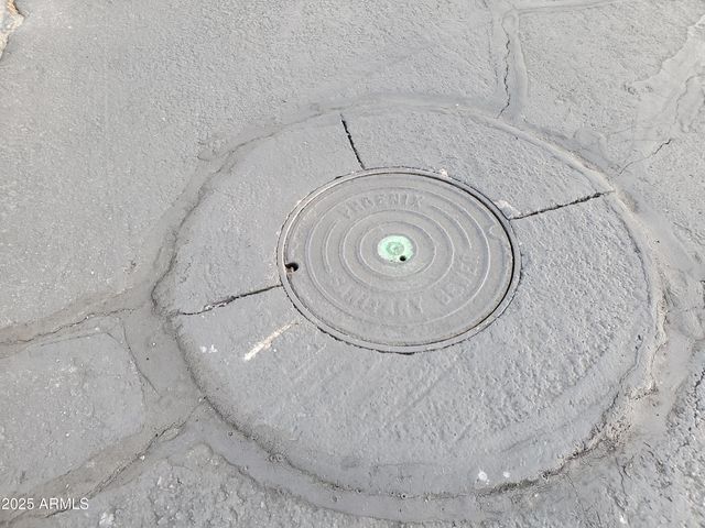 1665 E DESERT WILLOW Drive 56, Phoenix, AZ 85048