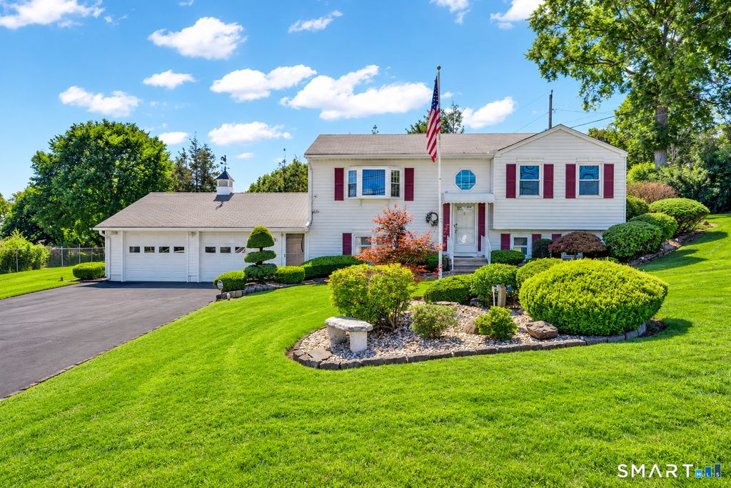 153 Cook Hill Road, Wallingford, CT 06492
