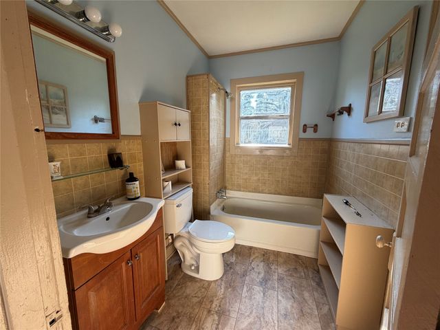 212 E Elmwood Street, Shreveport, LA 71104