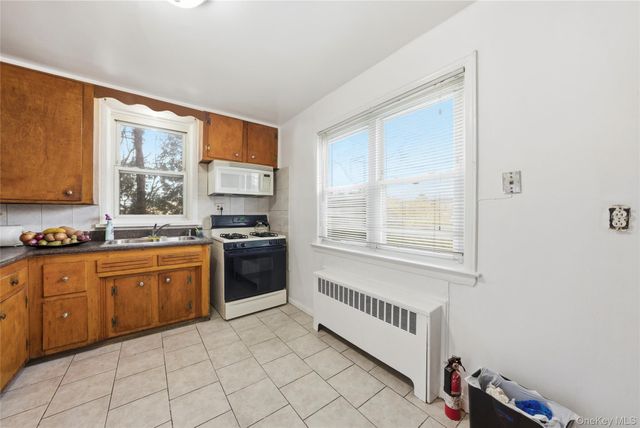 4161 Monticello Avenue, Bronx, NY 10466