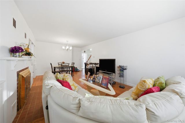 4161 Monticello Avenue, Bronx, NY 10466