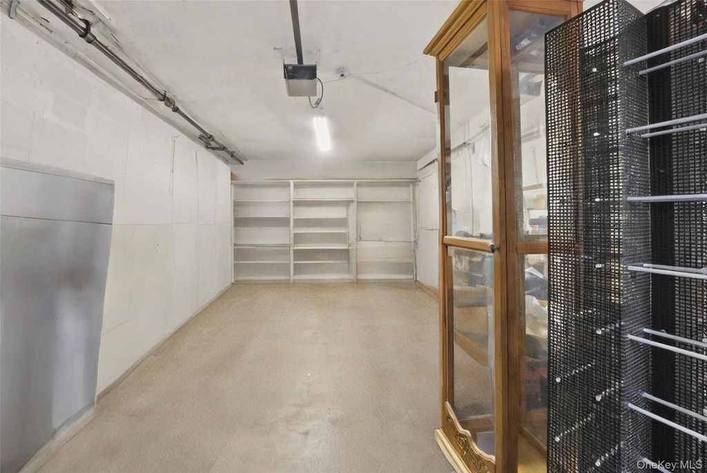 4161 Monticello Avenue, Bronx, NY 10466