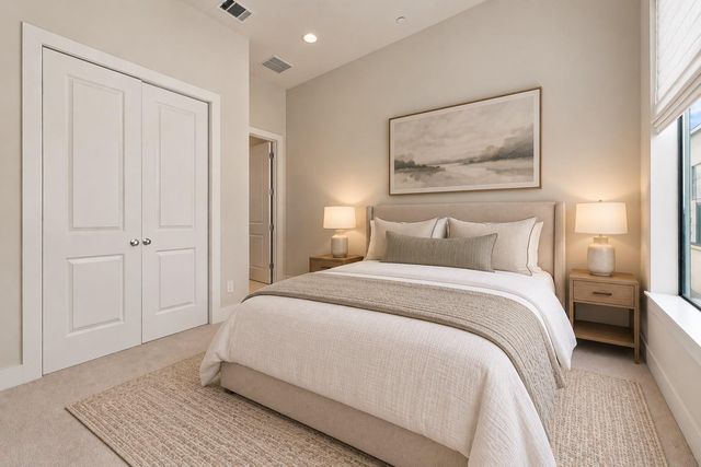 1004 California Street 203, Houston, TX 77006