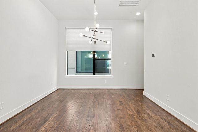 1004 California Street 203, Houston, TX 77006