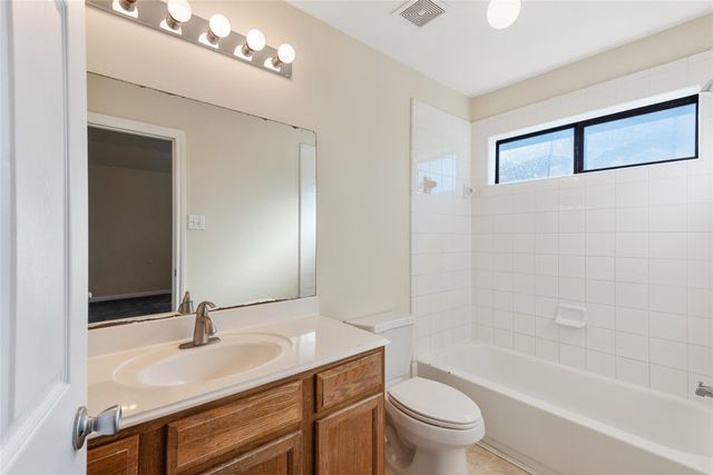 10241 Azalea Village, Houston, TX 77088