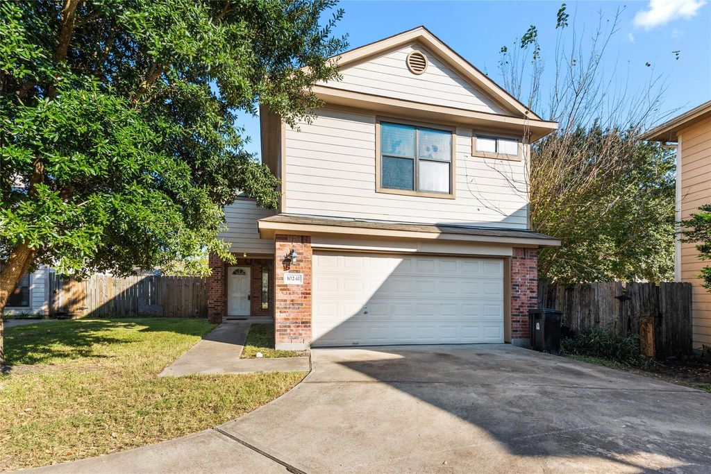 10241 Azalea Village, Houston, TX 77088