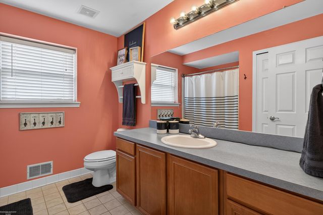 22191 International Lane, Macomb Twp, MI 48044