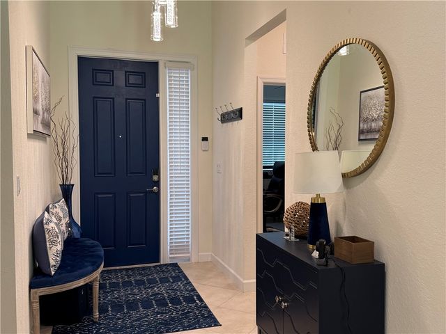 10041 W Verona Circle, Vero Beach, FL 32966