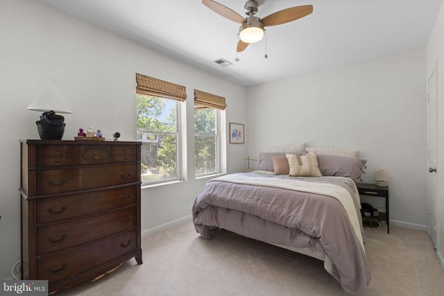 1712 M ST NE, Washington, DC 20002