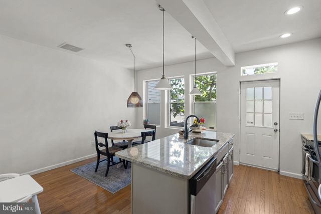 1712 M ST NE, Washington, DC 20002