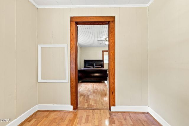 221 Zollicoffer Avenue, Henderson, NC 27536