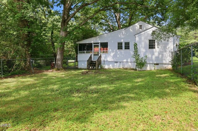 221 Zollicoffer Avenue, Henderson, NC 27536