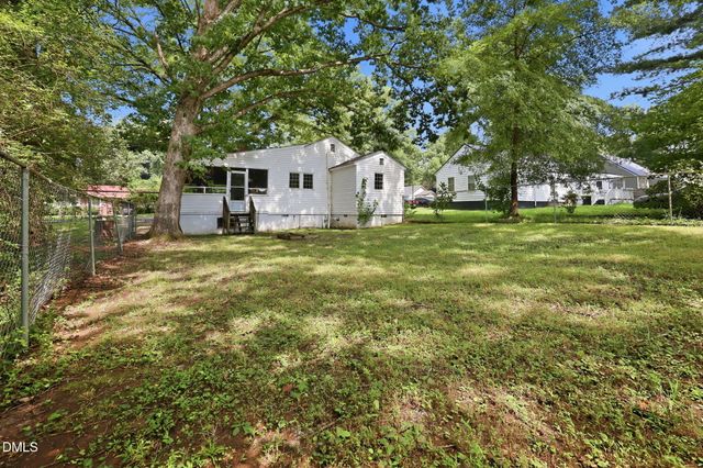 221 Zollicoffer Avenue, Henderson, NC 27536
