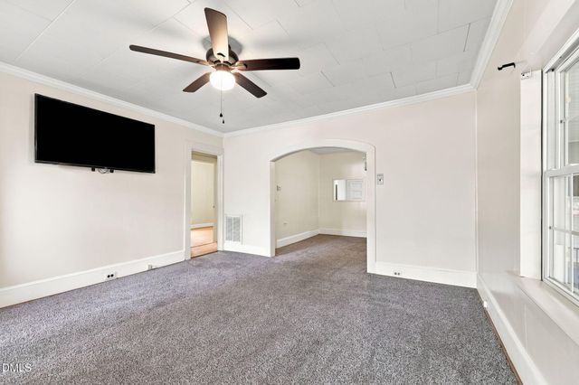 221 Zollicoffer Avenue, Henderson, NC 27536