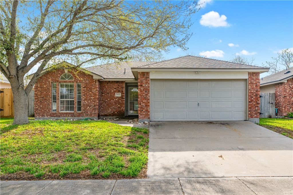 7802 Impala Dr, Corpus Christi, TX 78414