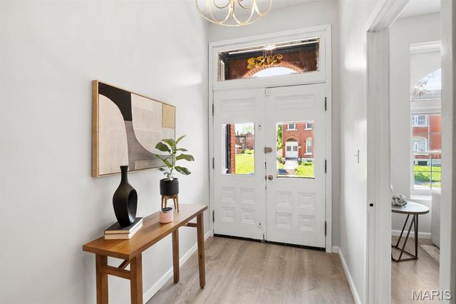 2032 E Adelaide Avenue, St Louis, MO 63107