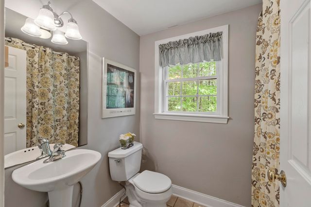 43 Ladyslipper Drive, Newmarket, NH 03857