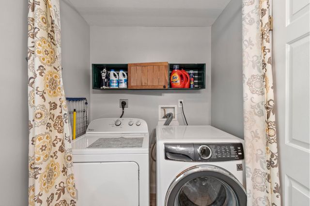 43 Ladyslipper Drive, Newmarket, NH 03857