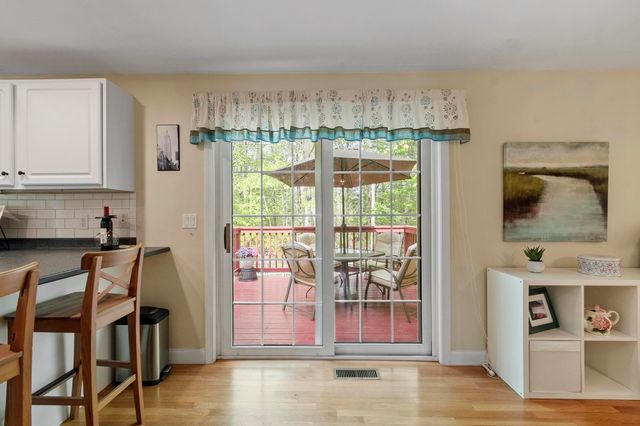 43 Ladyslipper Drive, Newmarket, NH 03857