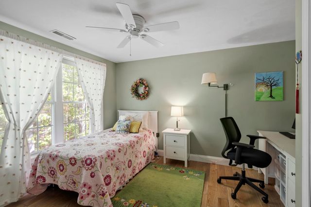 43 Ladyslipper Drive, Newmarket, NH 03857