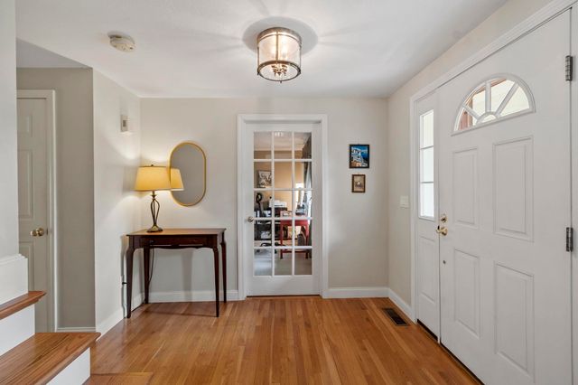 43 Ladyslipper Drive, Newmarket, NH 03857