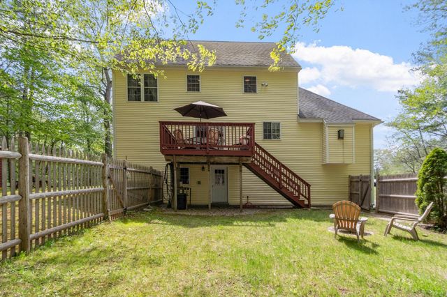 43 Ladyslipper Drive, Newmarket, NH 03857