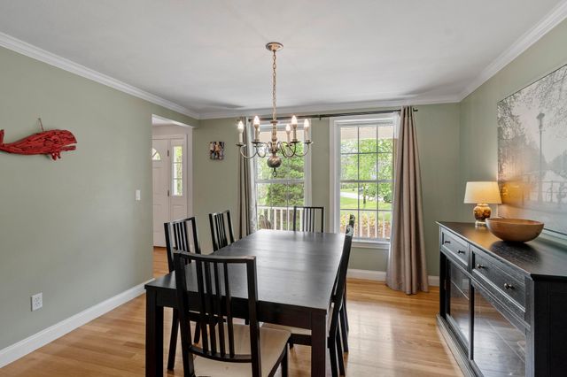 43 Ladyslipper Drive, Newmarket, NH 03857