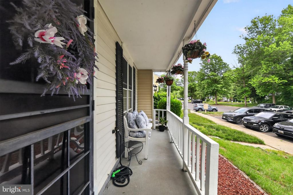 Image 2 of property listing at 133 KETTERING DR, Upper Marlboro, MD 20774