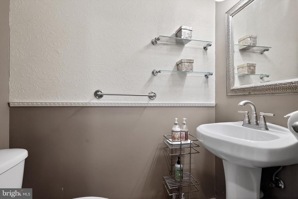 Image 24 of property listing at 133 KETTERING DR, Upper Marlboro, MD 20774