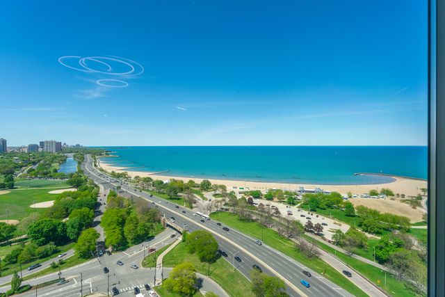 1550 N Lake Shore Drive 25C, Chicago, IL 60610