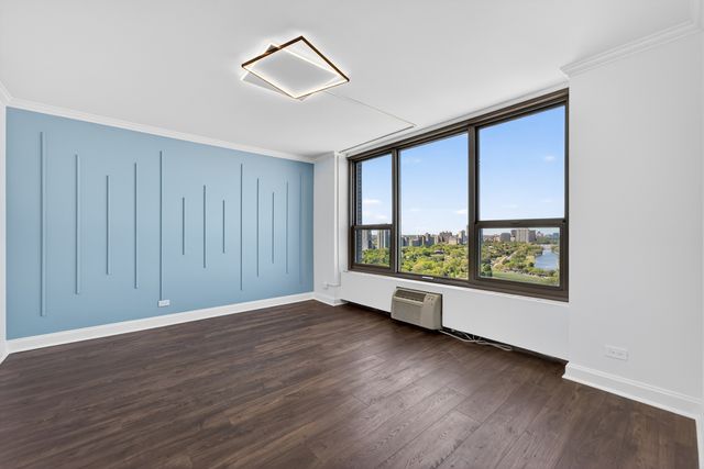 1550 N Lake Shore Drive 25C, Chicago, IL 60610
