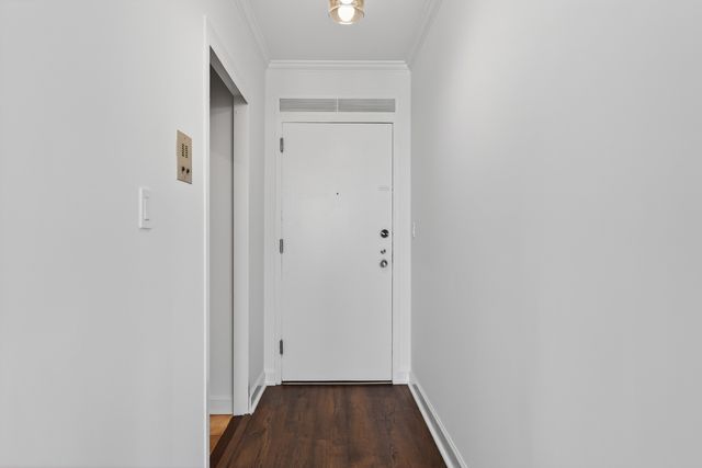 1550 N Lake Shore Drive 25C, Chicago, IL 60610