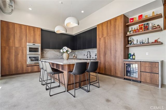 8504 Outland View Drive, Sun Valley, CA 91352
