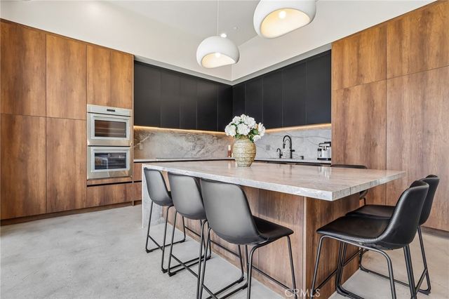8504 Outland View Drive, Sun Valley, CA 91352
