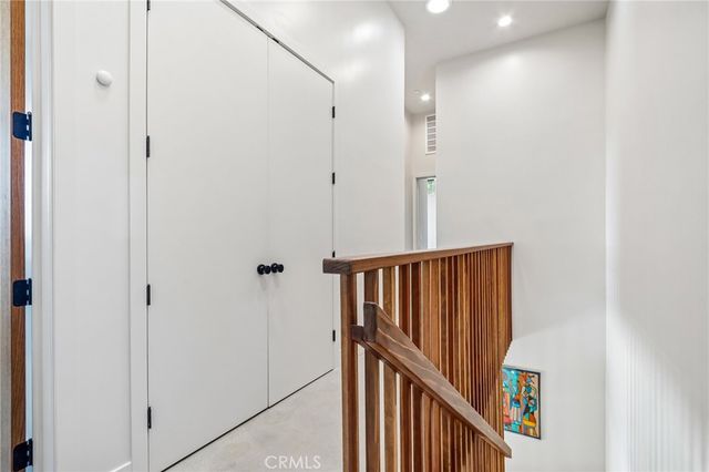 8504 Outland View Drive, Sun Valley, CA 91352