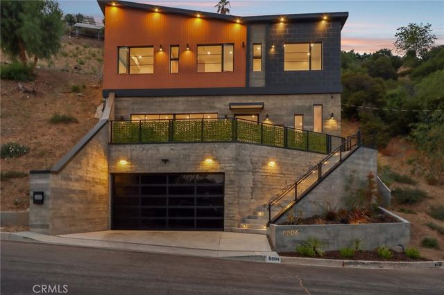 8504 Outland View Drive, Sun Valley, CA 91352