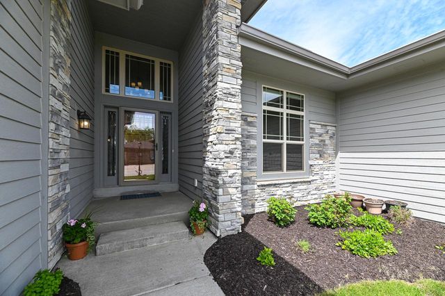 3424 Walnut TRAIL, Waukesha, WI 53188