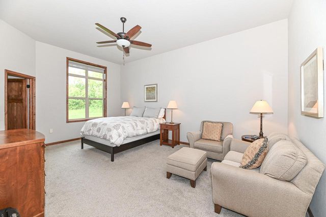 3424 Walnut TRAIL, Waukesha, WI 53188