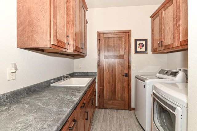 3424 Walnut TRAIL, Waukesha, WI 53188
