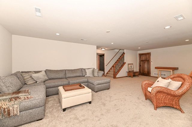 3424 Walnut TRAIL, Waukesha, WI 53188