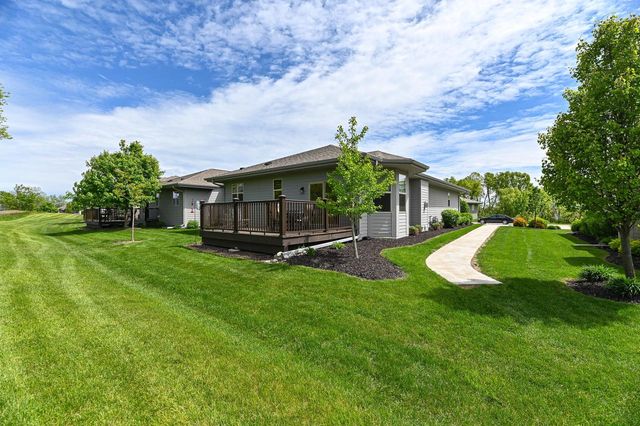 3424 Walnut TRAIL, Waukesha, WI 53188