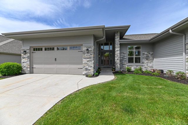 3424 Walnut TRAIL, Waukesha, WI 53188