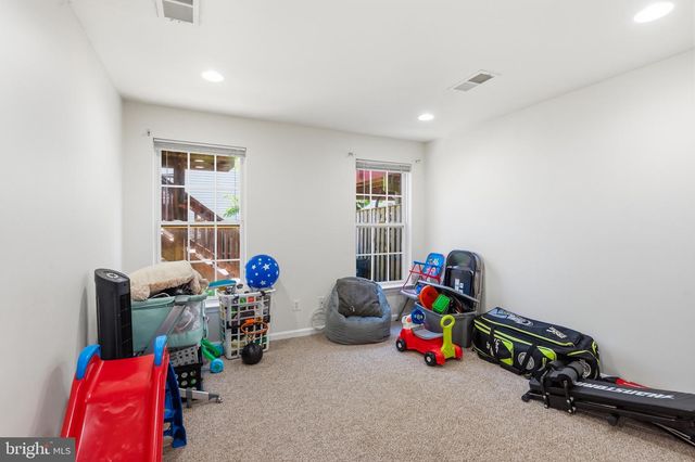 15129 GAFFNEY CIR, Gainesville, VA 20155